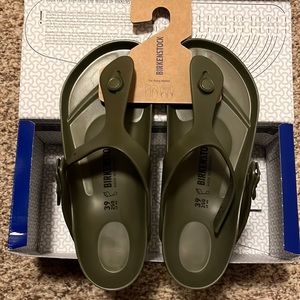 New in box Birkenstocks sz 39